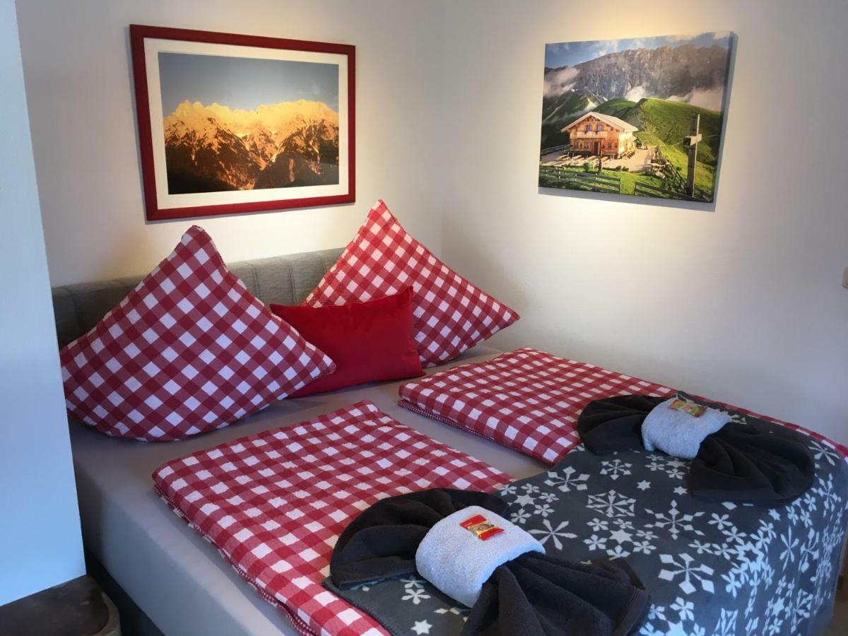 Alpenfreund Lägenhet Mittenwald Exteriör bild